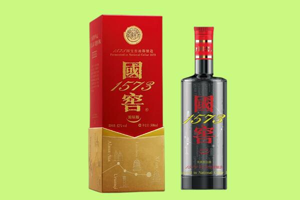 荆门市回收国窖1573.jpg